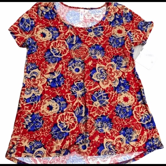 LuLaRoe Tops - (TU) NWT LuLaRoe Floral All Over Print Classic